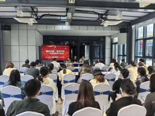 以法护企  共筑和谐 雨花台区...